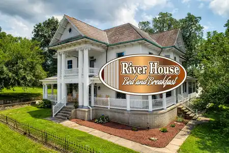 River House Bed and Breakfast inn for sale