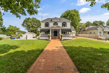 Sidewalk from Avery Avenue